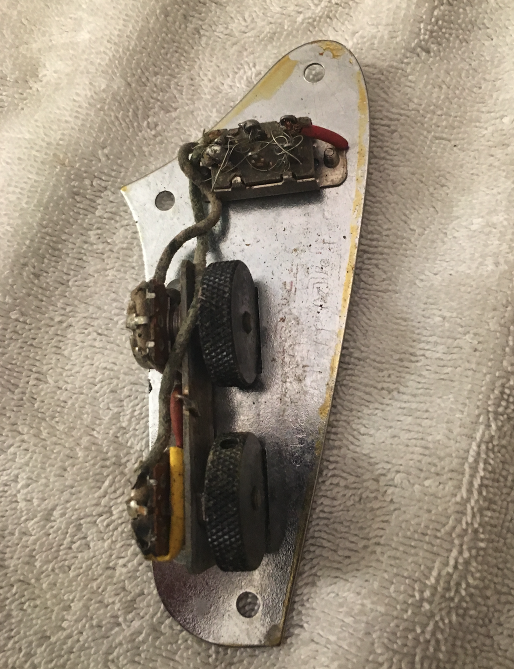 Rebuilding An Original 1962 Fender Jaguar - Part 2